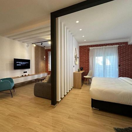 Centro Urban Suites Kalambaka Exterior photo